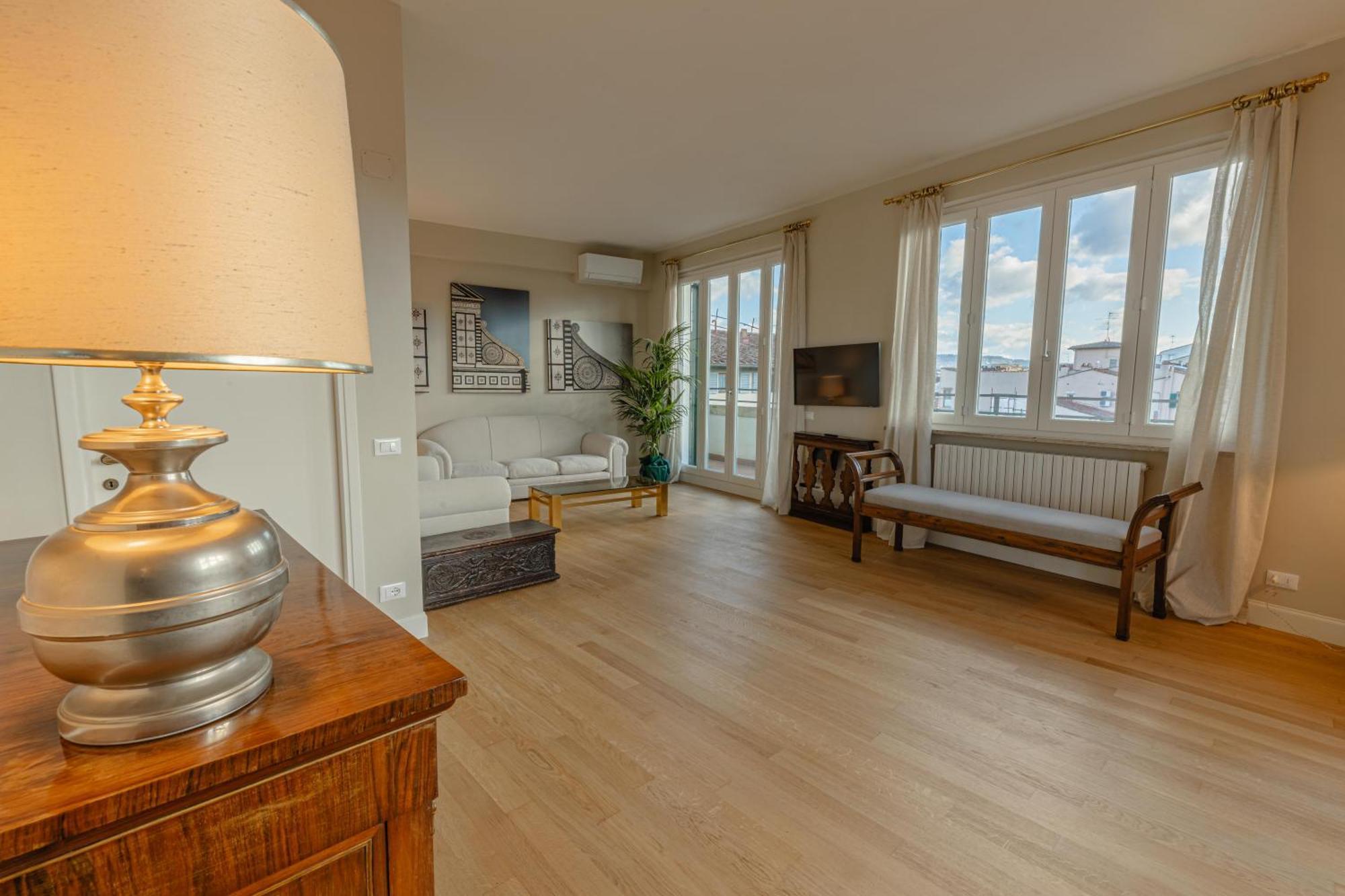 フィレンツェ アンティカ トッレ ディ ヴィア トルナブオーニ 1 Bed & Breakfast エクステリア 写真